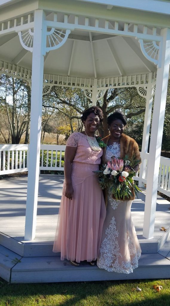 bride and mom